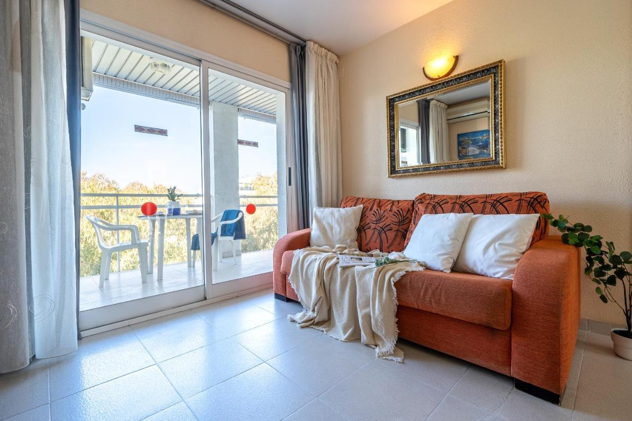 Royal Apartments سالو المظهر الخارجي الصورة